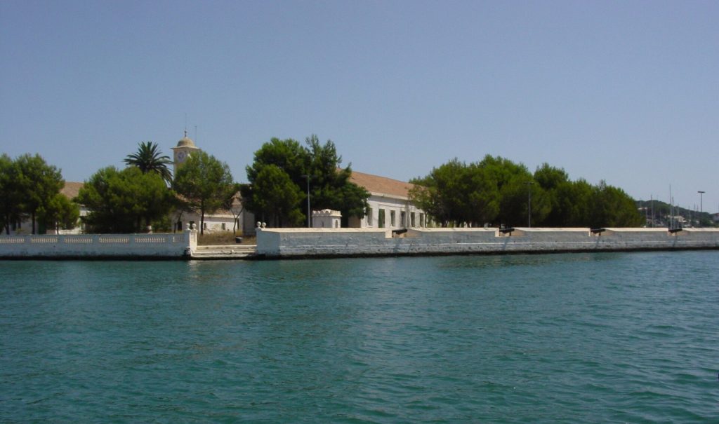 Illa Pinto (Portul Maó)